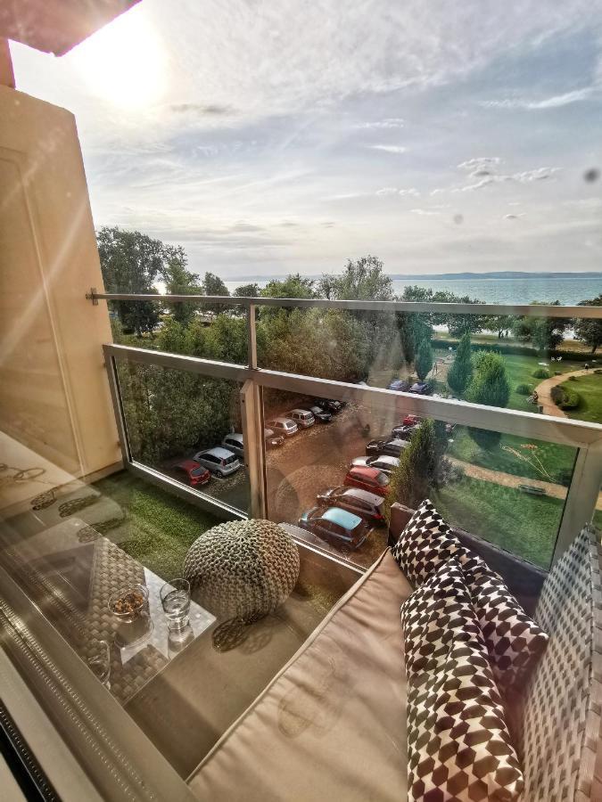 Szin-Aranyhid Apartman Siofok Luaran gambar
